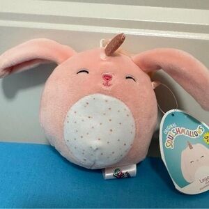 Squishmallows Legacy the Bunny Rabbit Squishmallow Clip NWT 3.5”